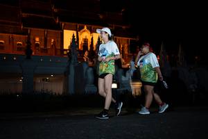 BIB: 
                            <button type="button" onclick="openModal(22280255)" class="btn btn-primary btn-sm float-right btn-popup" data-toggle="modal" data-target=".modal-high-quality">
                        <i class="fas fa-shopping-cart"></i> Add to Cart
                    </button>
                                            <button type="button" onclick="isThisMe(22280255, true)" class="btn btn-success btn-sm float-right btn-popup btn-isme hidden" data-toggle="tooltip" data-placement="bottom" title="นี่คือรูปของคุณใช่ไหม คลิกที่นี่เพื่อเอาเข้าอัลบั้ม">
                        <i class="fas fa-plus"></i> Add to album
                    </button>
                    <button type="button" onclick="isThisMe(22280255, false)" class="btn btn-warning btn-sm float-right btn-popup btn-isnotme hidden">
                        <i class="fas fa-ban"></i> Remove from album
                    </button>